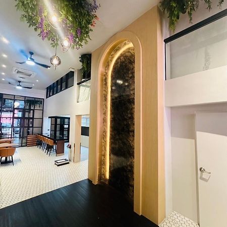 בנגקוק 14 Sathorn Hotel No-Parking מראה חיצוני תמונה