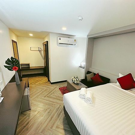 בנגקוק 14 Sathorn Hotel No-Parking מראה חיצוני תמונה