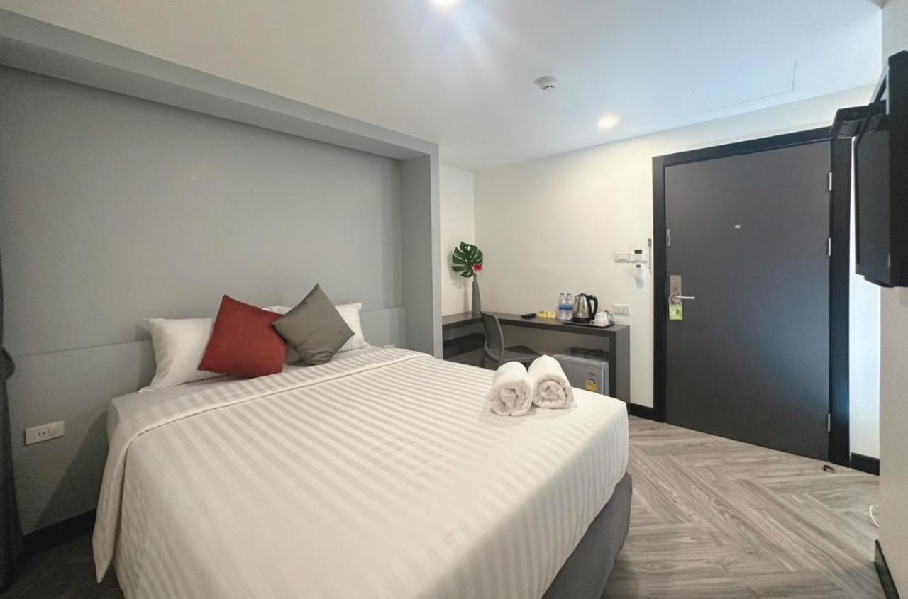 בנגקוק 14 Sathorn Hotel No-Parking מראה חיצוני תמונה