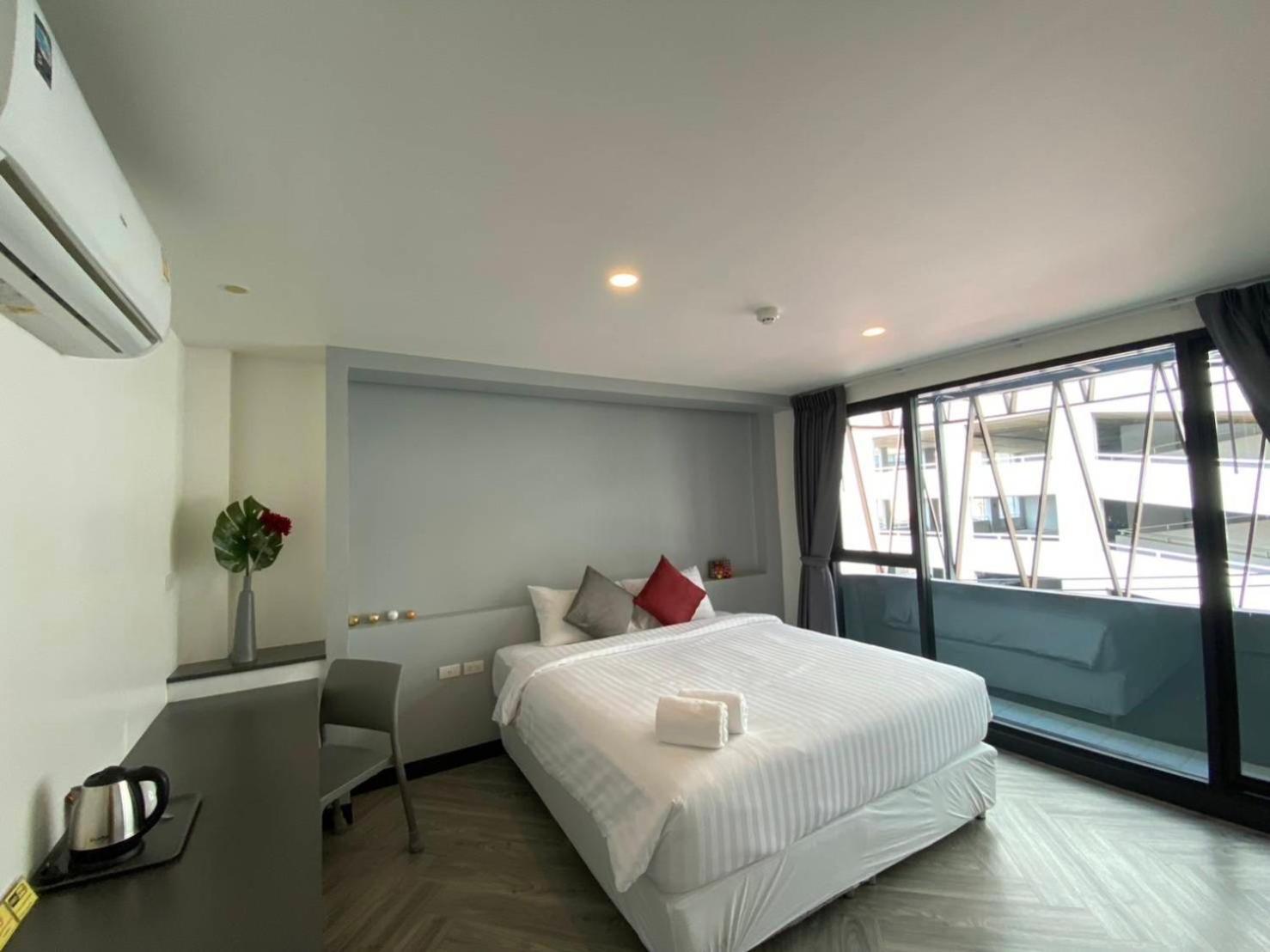 בנגקוק 14 Sathorn Hotel No-Parking מראה חיצוני תמונה
